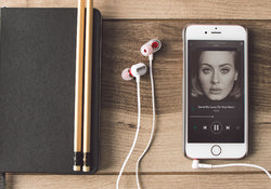 Why do so many still choose wired earbuds or headphones?